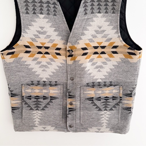Pendleton Rancho Arroyo Wool Vest Southwest Pattern Size Large Quilted Western - Picture 6 of 9